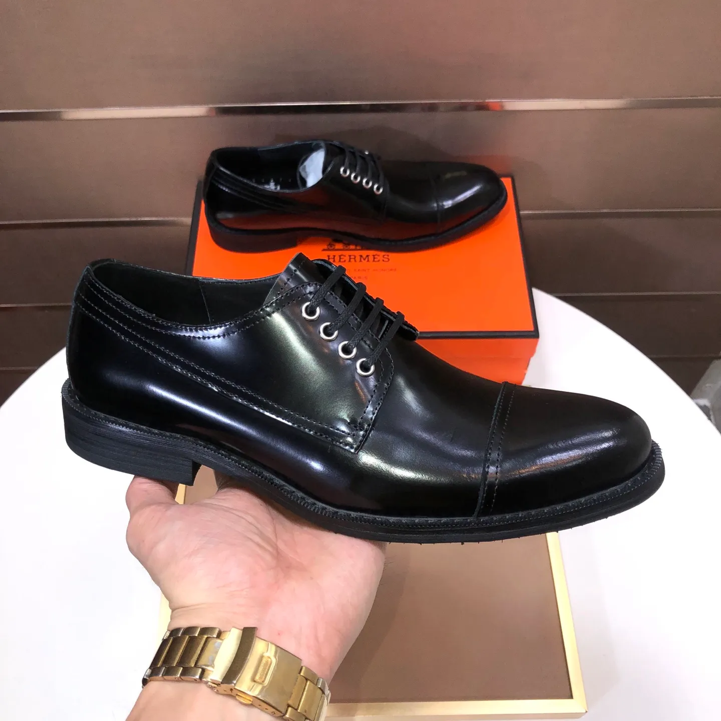 Men's Men's Shoes💰540💰[HERMES] (cowhide lining)🍀Italian top luxury🍀He does not pursue novel styles and gorgeous colors, but attracts the favor of successful men with his flawless, elegant and classic style. Formal leather shoes This very comfortable, simple and stable style allows you to easily match any style! The pattern is absolutely 1:1 refined from the original case, and we strive for excellence in materials, imported cowhide + cowhide lining💪💪💪extraordinary texture👍! .Code number: 39-45 (45 customized)